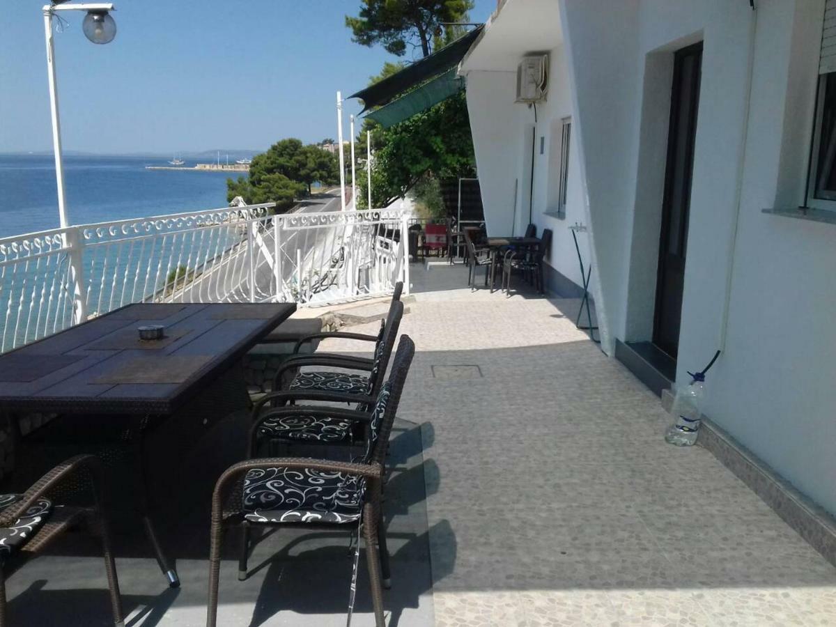 Apartmani Lastro Jesenice  Eksteriør billede