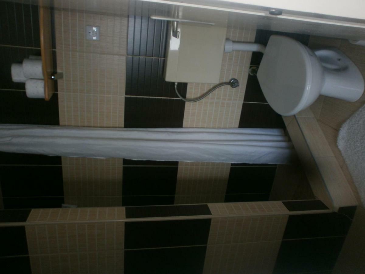 Apartmani Lastro Jesenice  Eksteriør billede